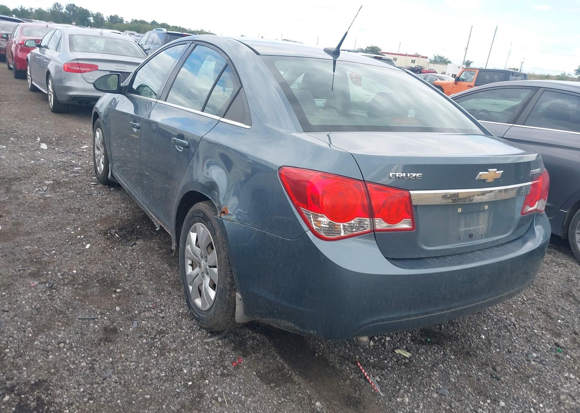 2012 CHEVROLET CRUZE LS