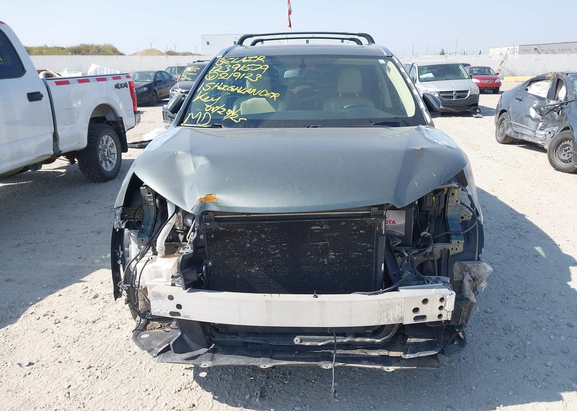 2015 TOYOTA HIGHLANDER LIMITED