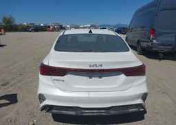 2023 KIA FORTE EX