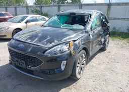 2022 FORD ESCAPE TITANIUM