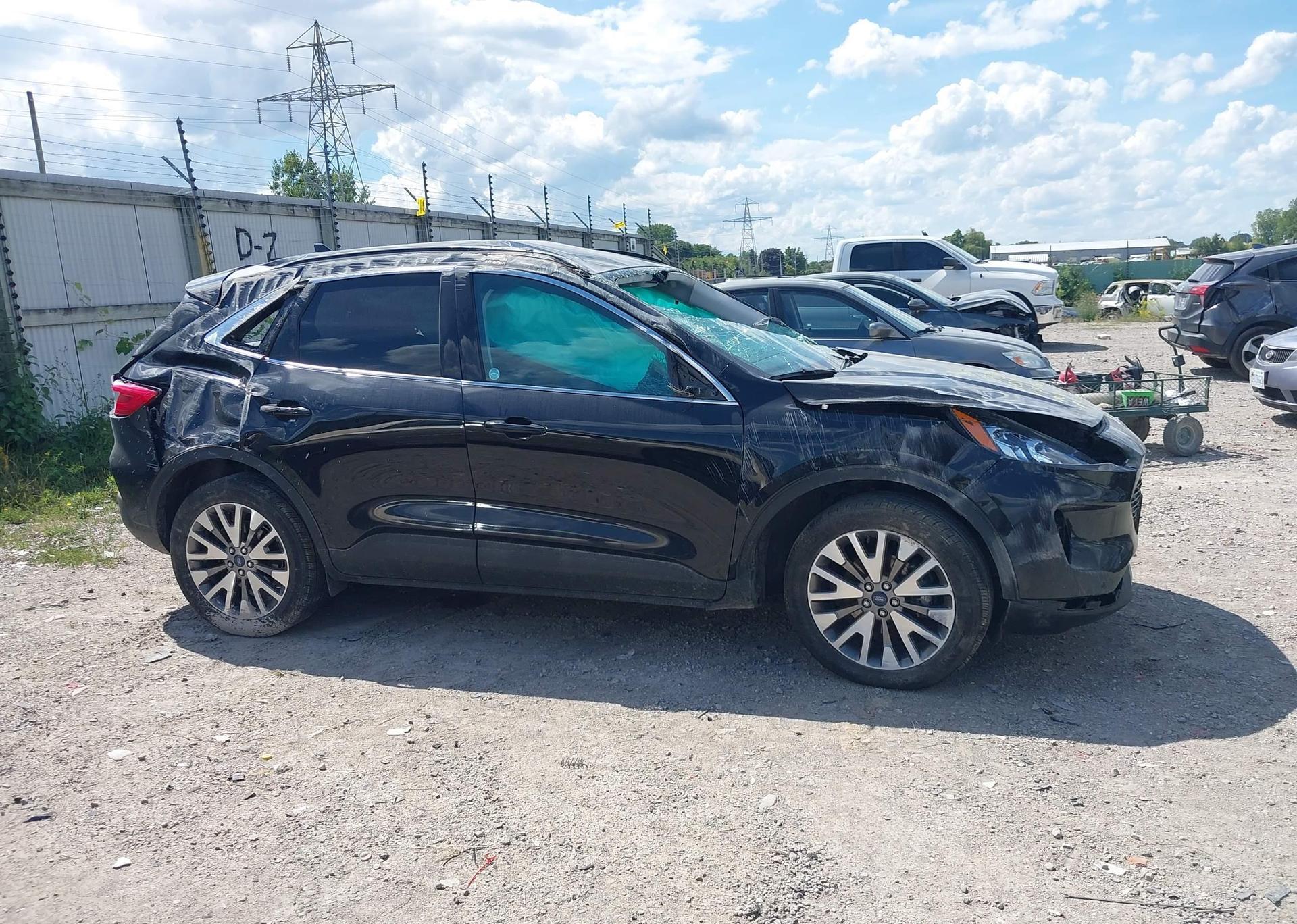 2022 FORD ESCAPE TITANIUM