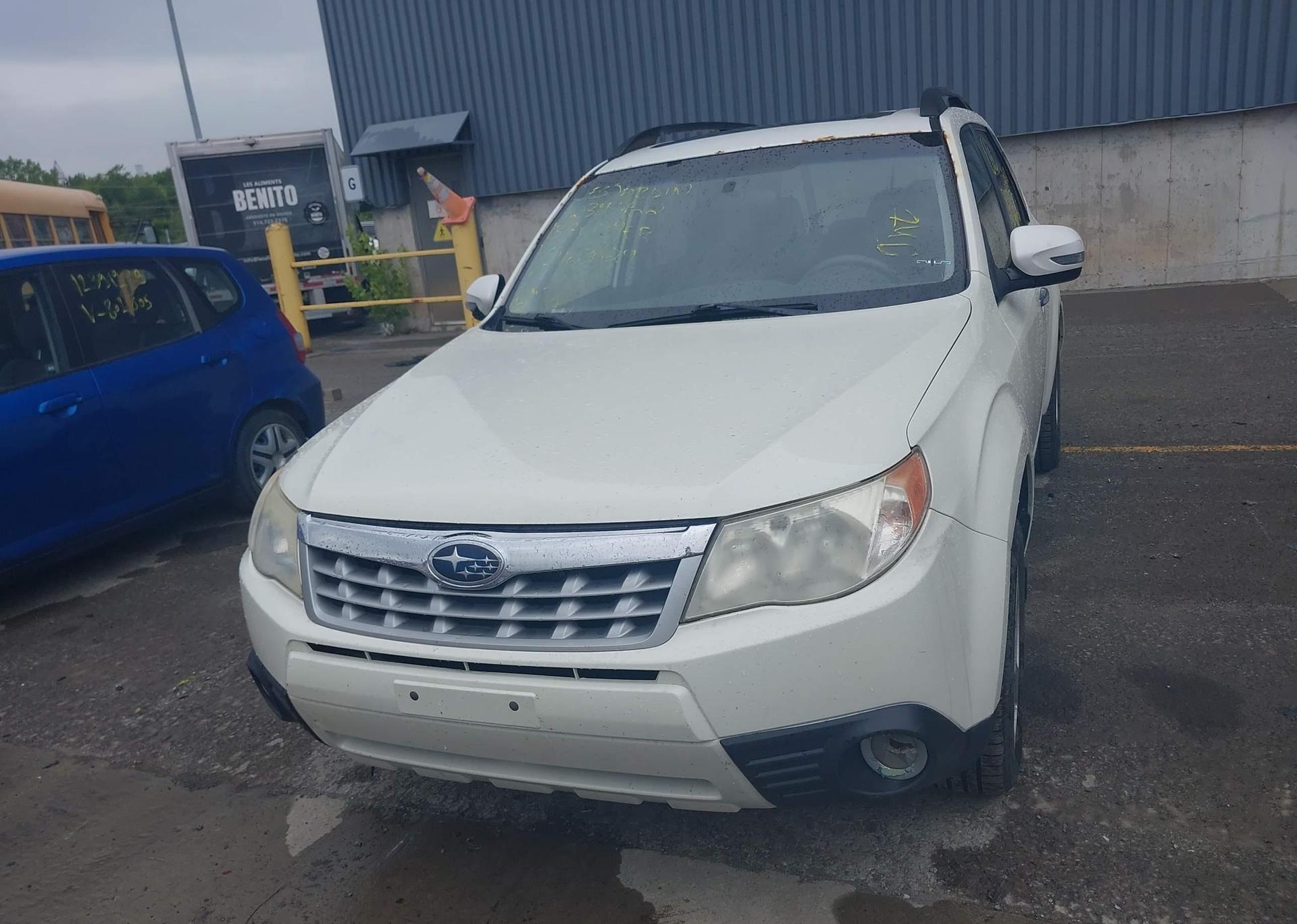 2013 SUBARU FORESTER LIMITED