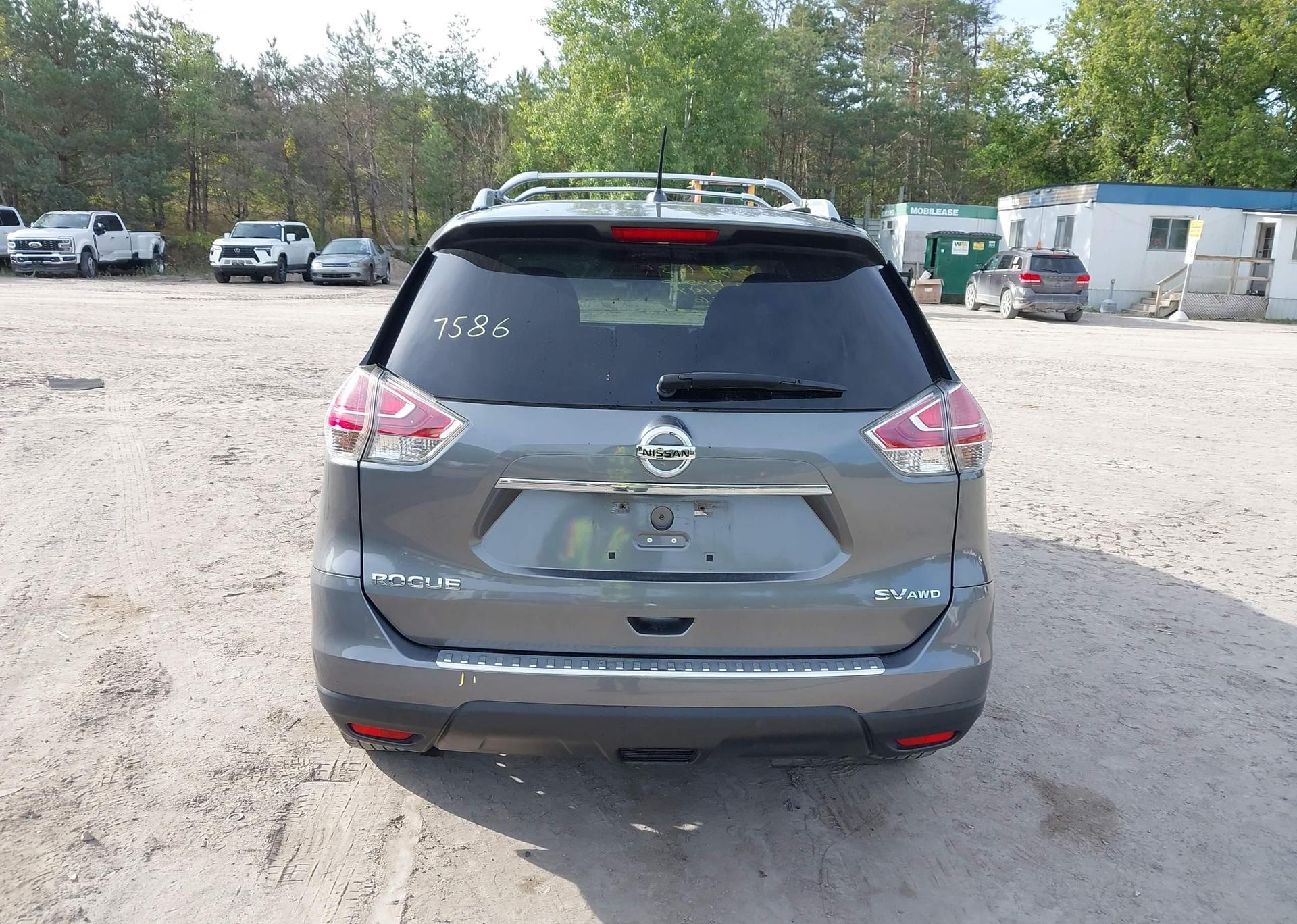 2016 NISSAN ROGUE S