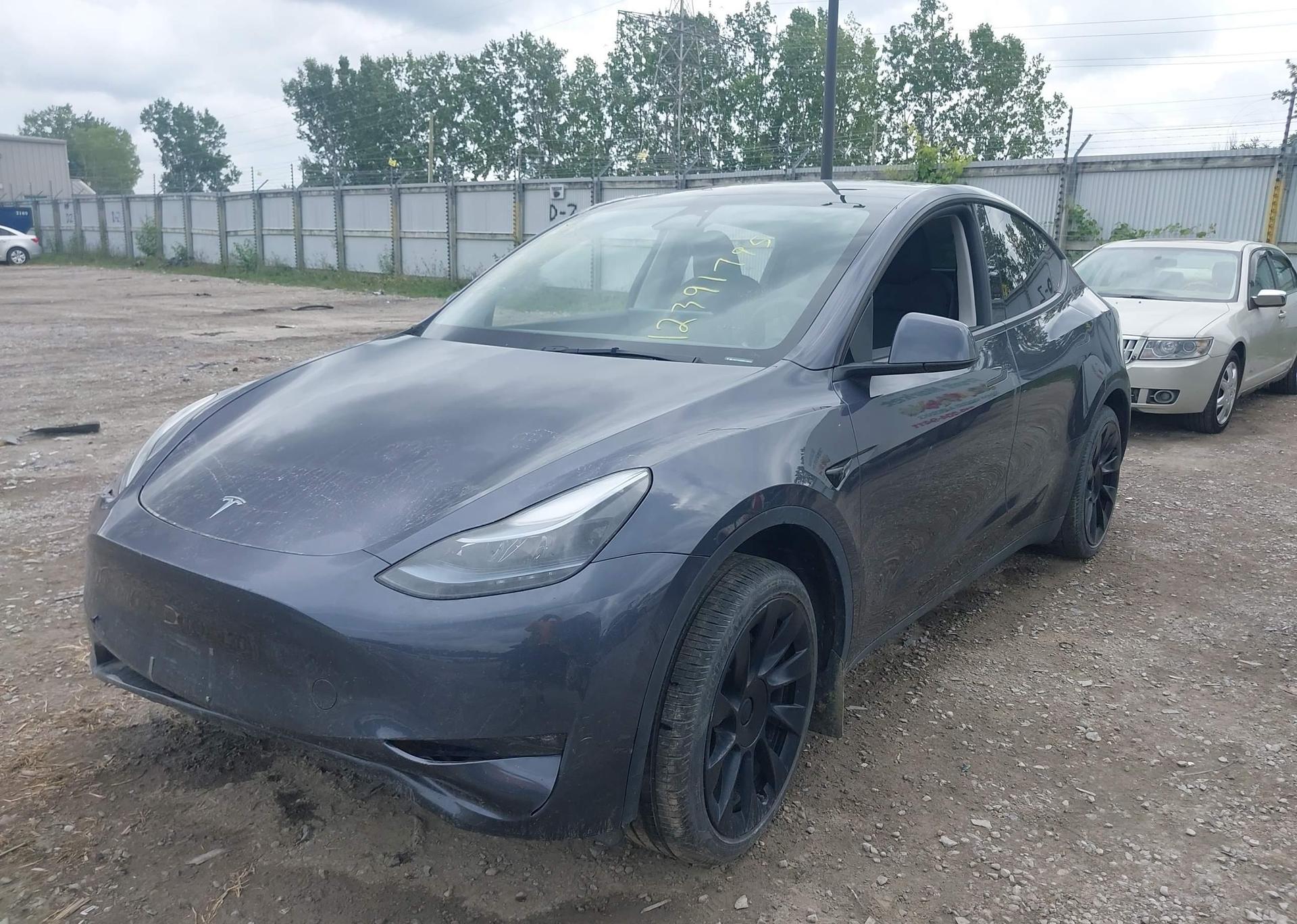 2023 TESLA MODEL Y LONG RANGE