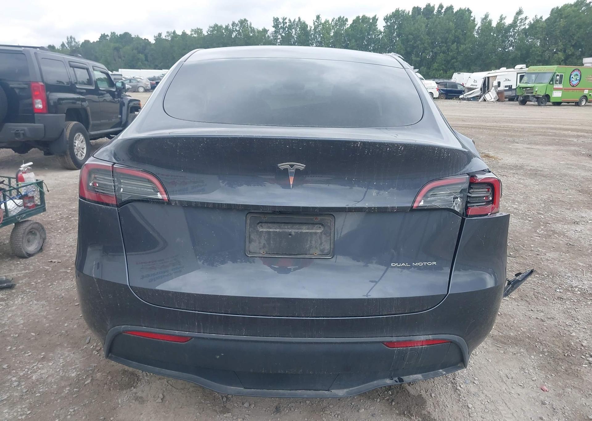 2023 TESLA MODEL Y LONG RANGE