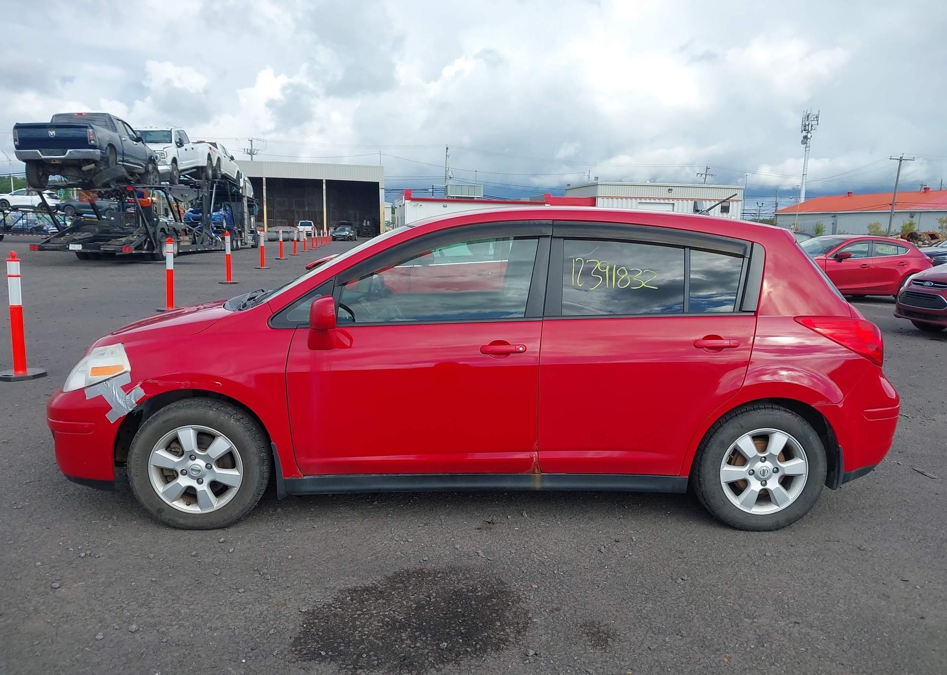2010 NISSAN VERSA