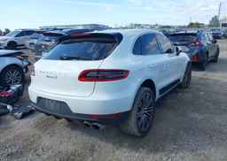 2015 PORSCHE MACAN