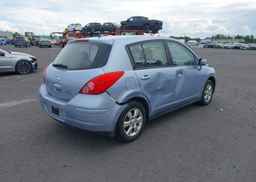 2011 NISSAN VERSA 1.8SL