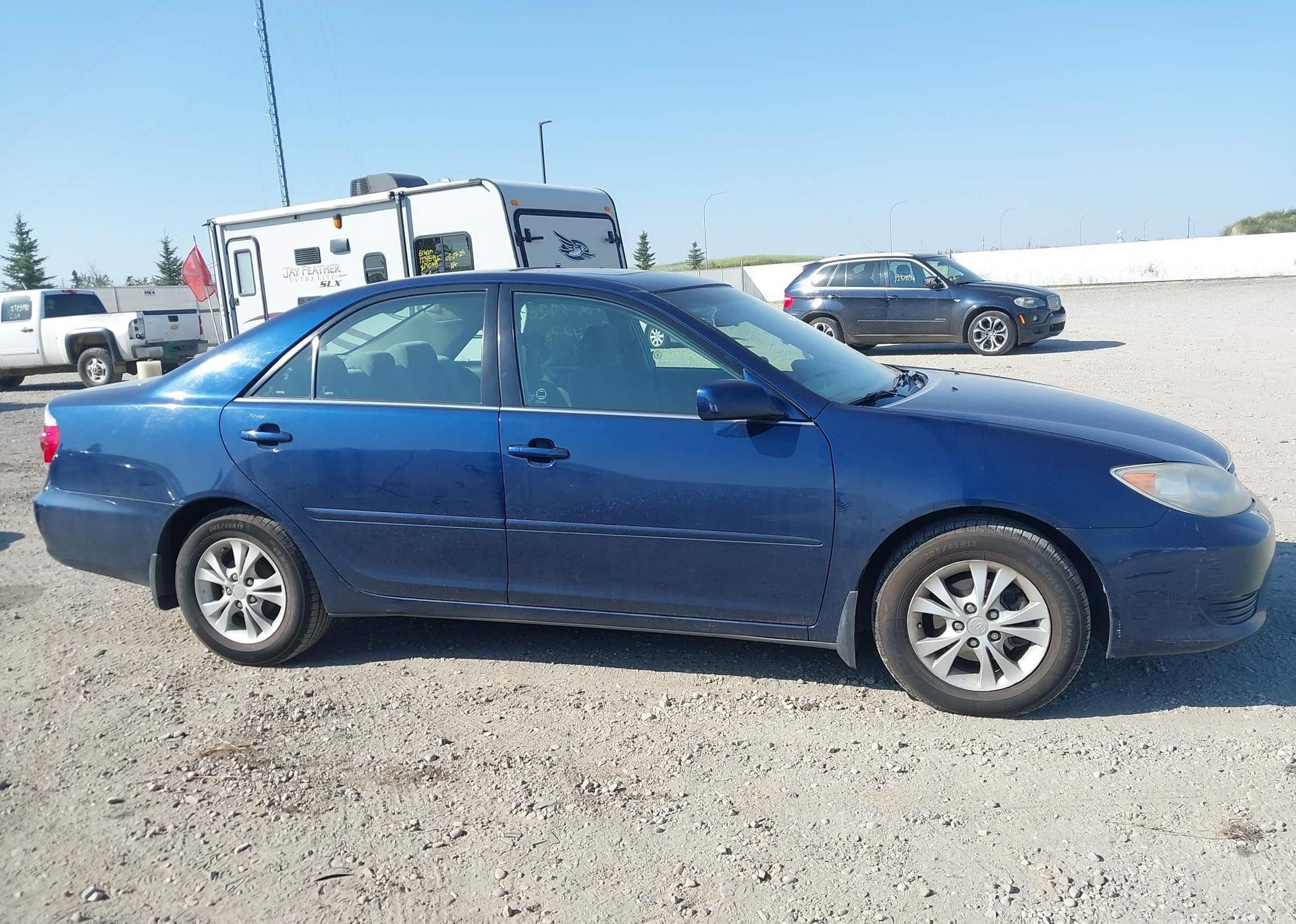 2005 TOYOTA CAMRY LE