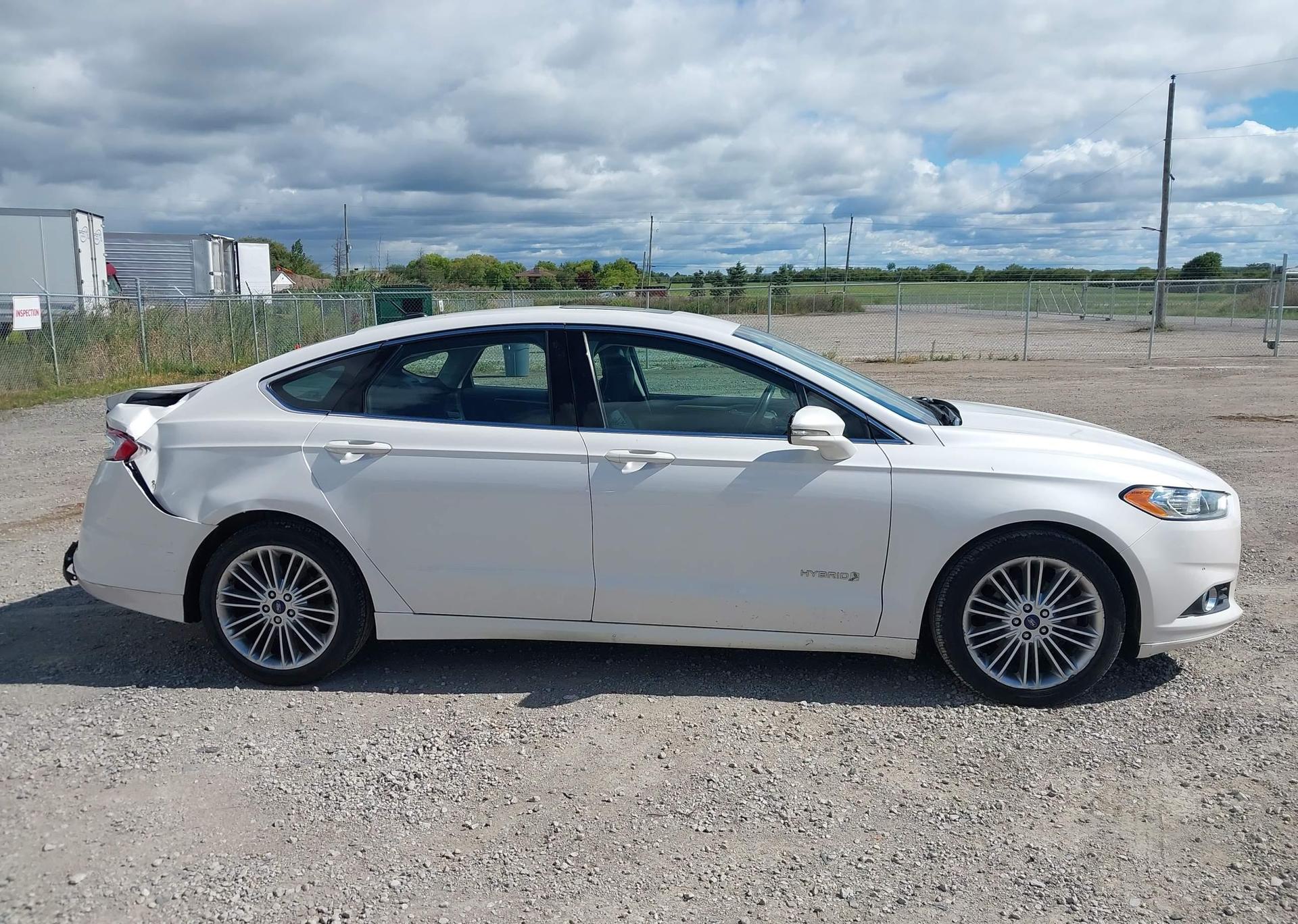 2014 FORD FUSION HYBRID SE
