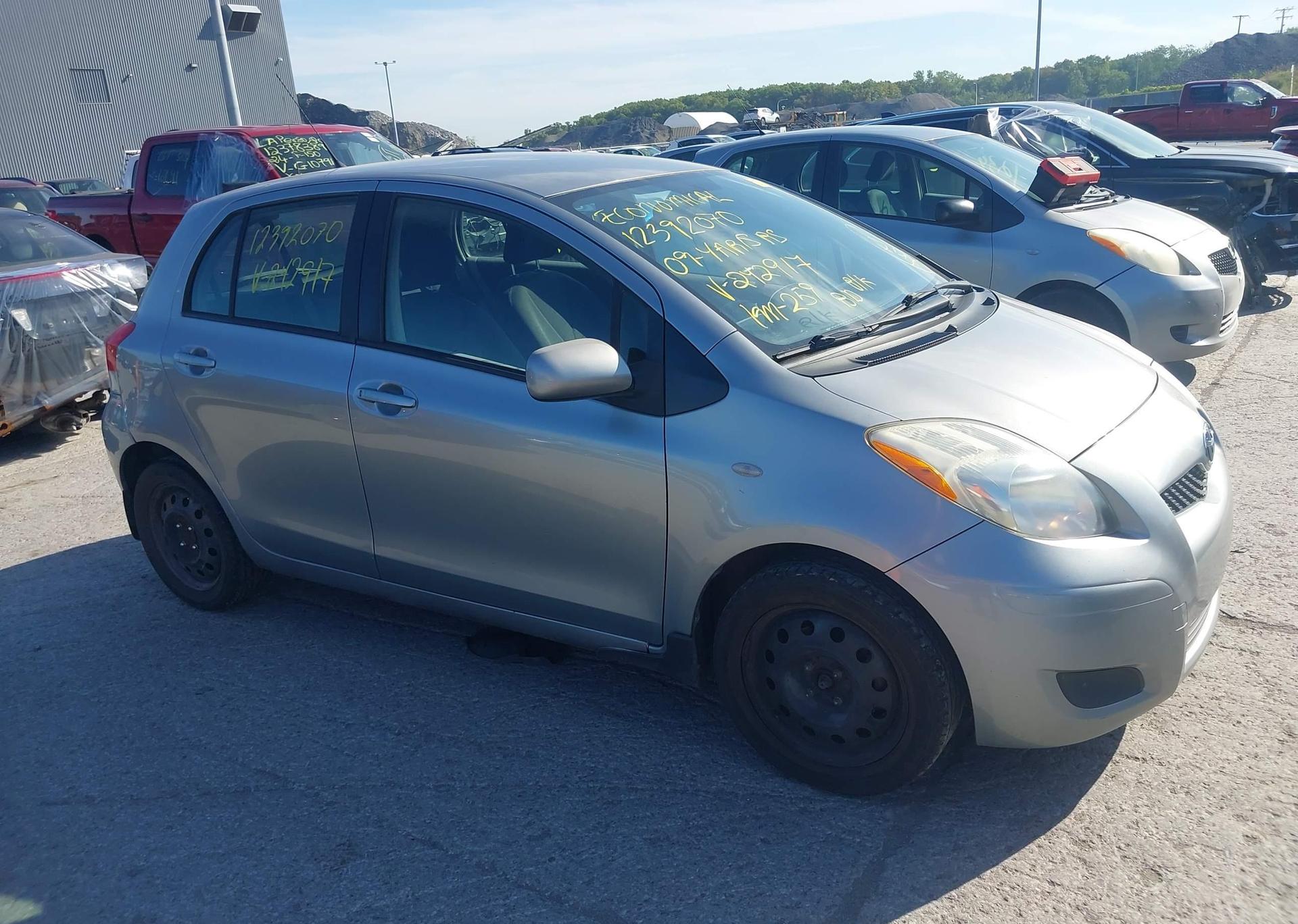 2009 TOYOTA YARIS RS