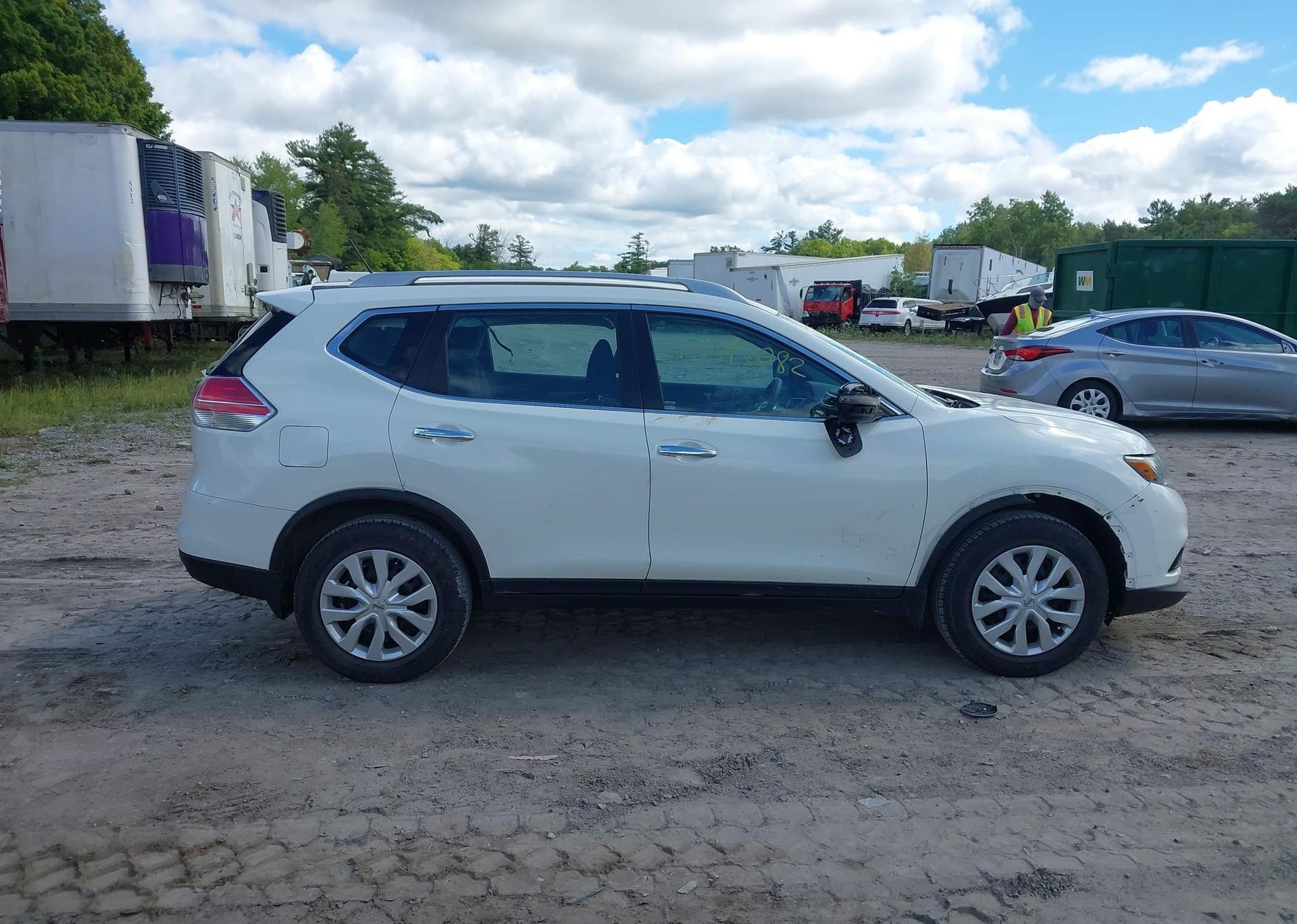 2016 NISSAN ROGUE S
