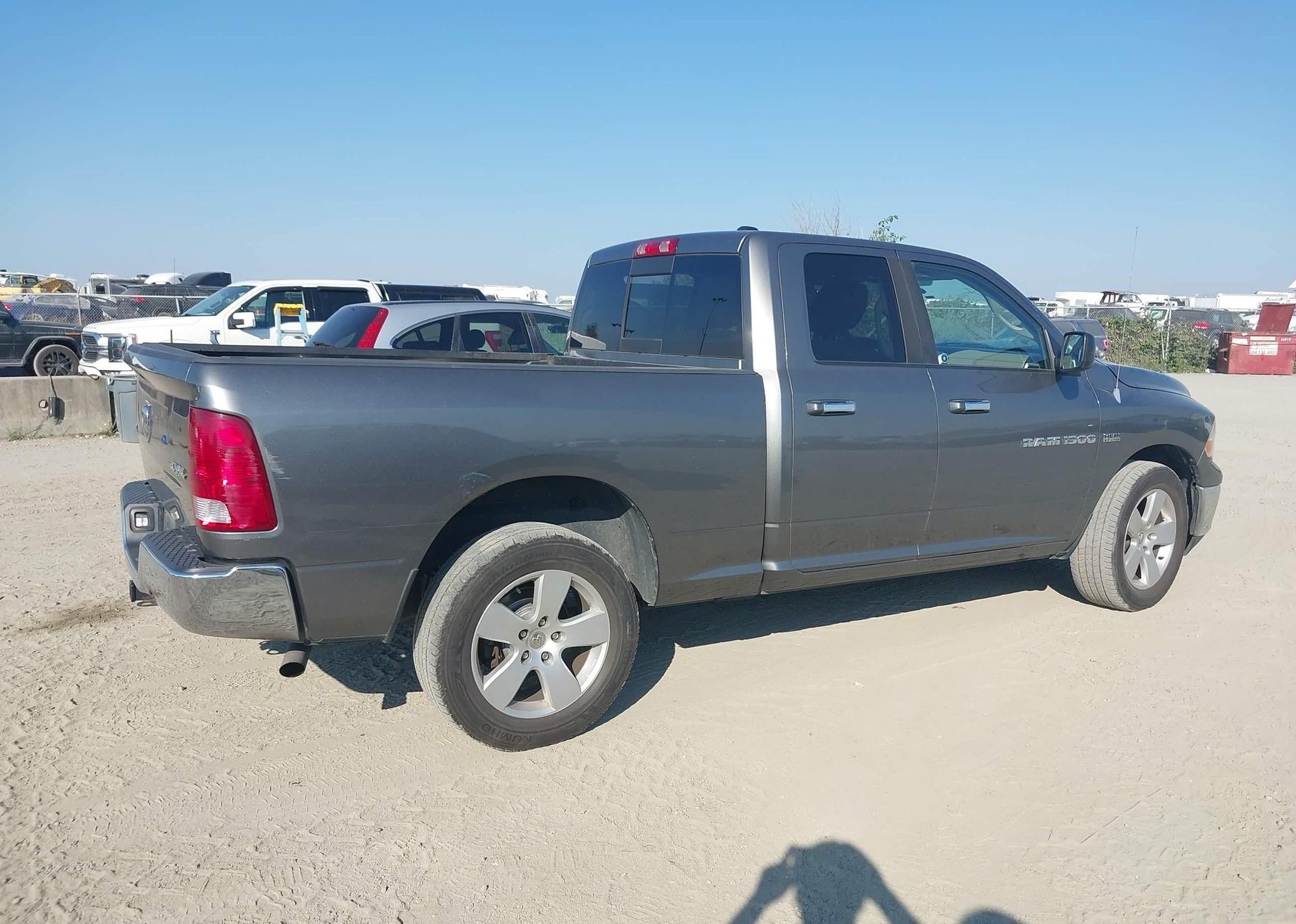 2011 RAM RAM 1500 SLT