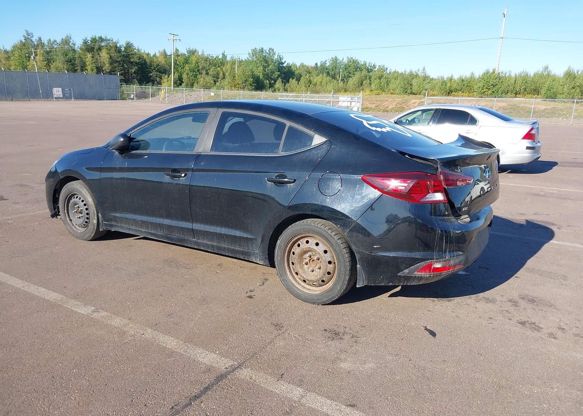 2019 HYUNDAI elantra se