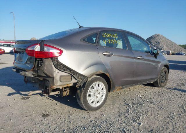2014 FORD FIESTA SE