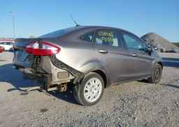 2014 FORD FIESTA SE