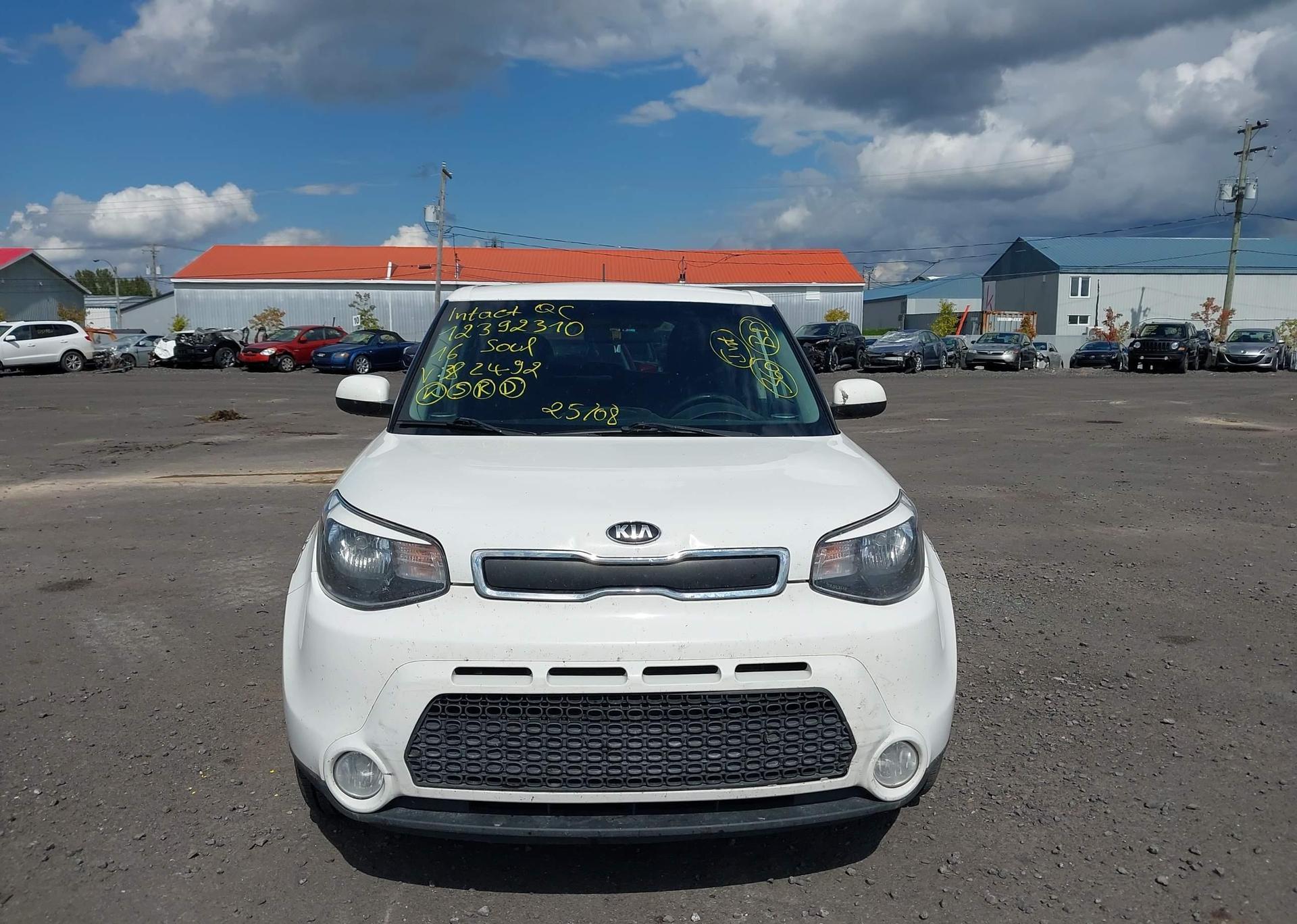 2016 KIA SOUL