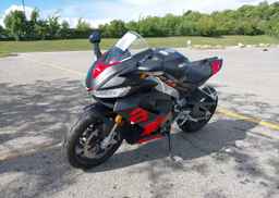 2023 APRILIA RS 660