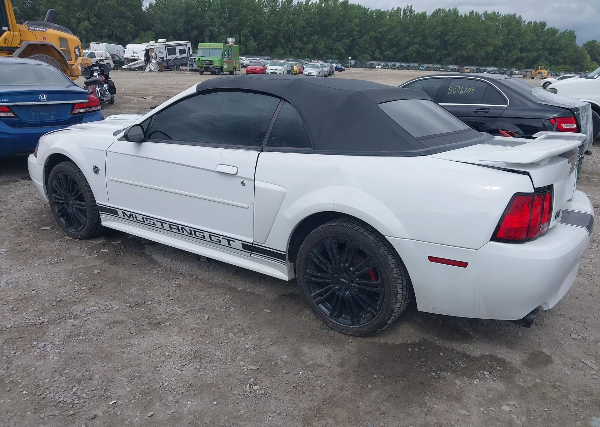 2004 FORD MUSTANG GT