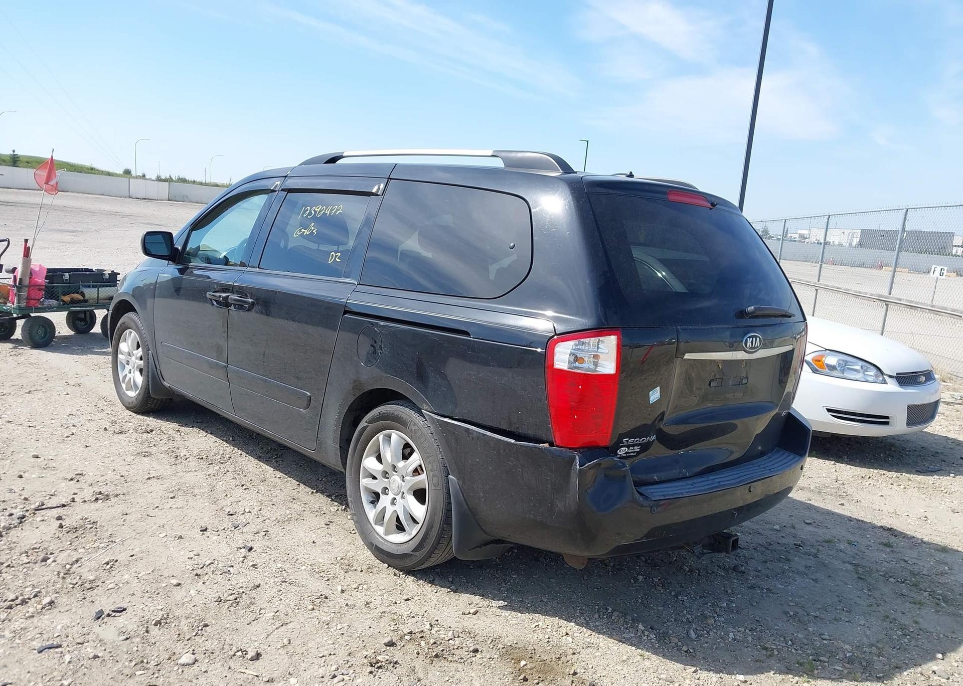 2010 KIA SEDONA EX