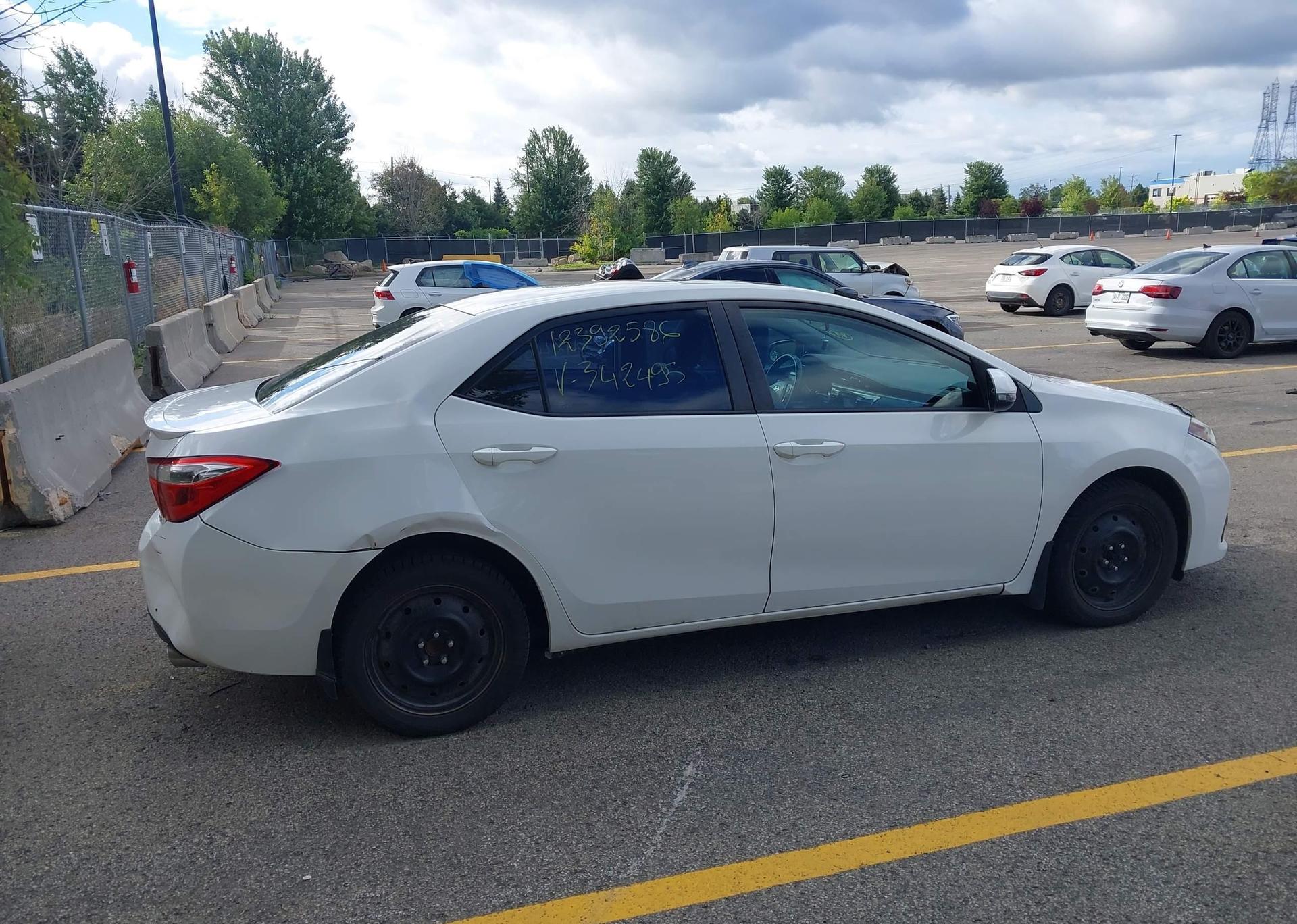 2015 TOYOTA COROLLA L