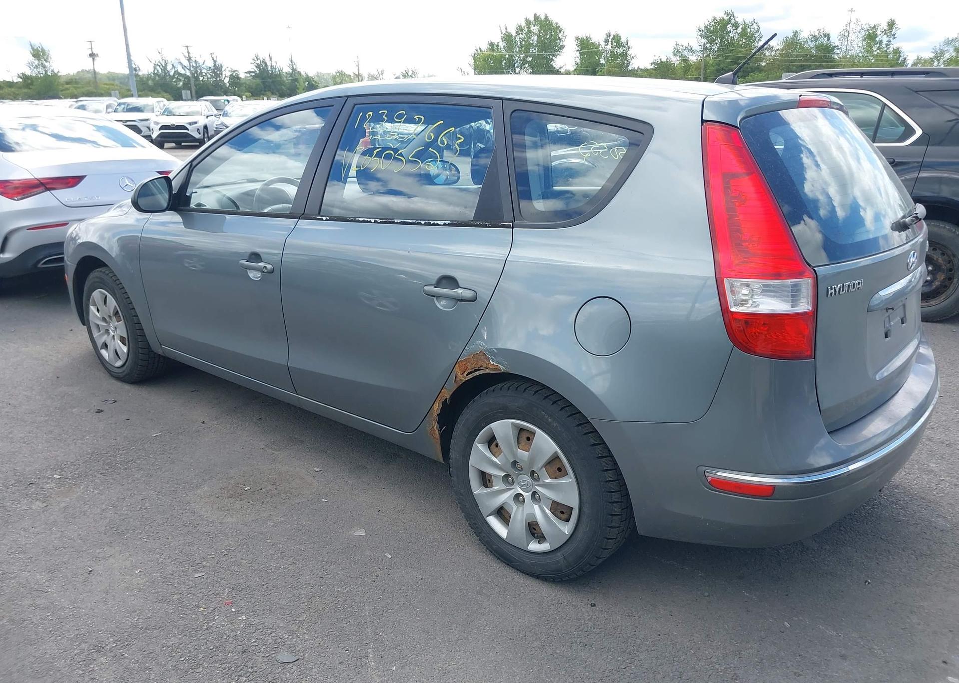 2010 HYUNDAI ELANTRA
