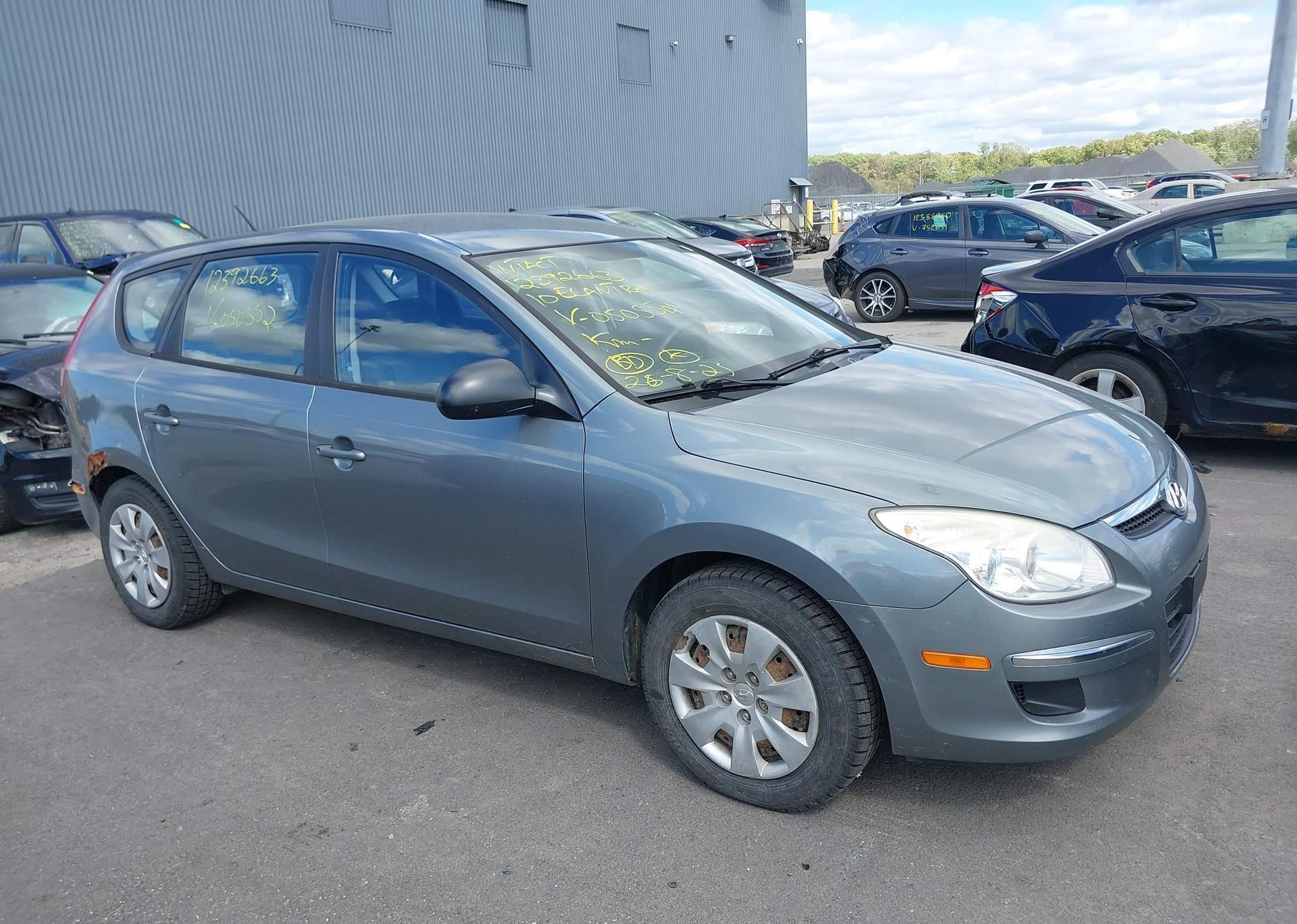 2010 HYUNDAI ELANTRA
