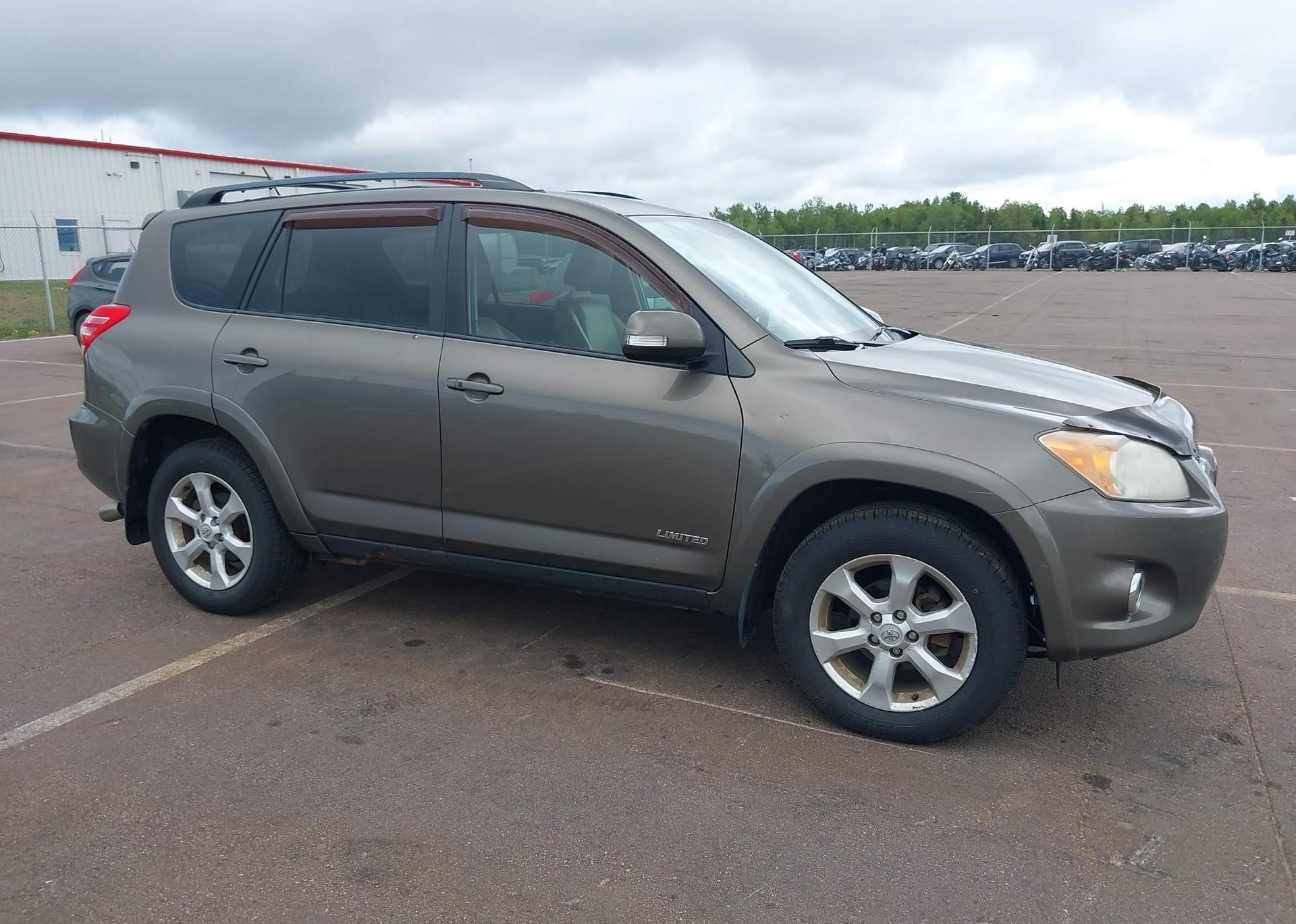 2010 TOYOTA RAV4 LIMITED