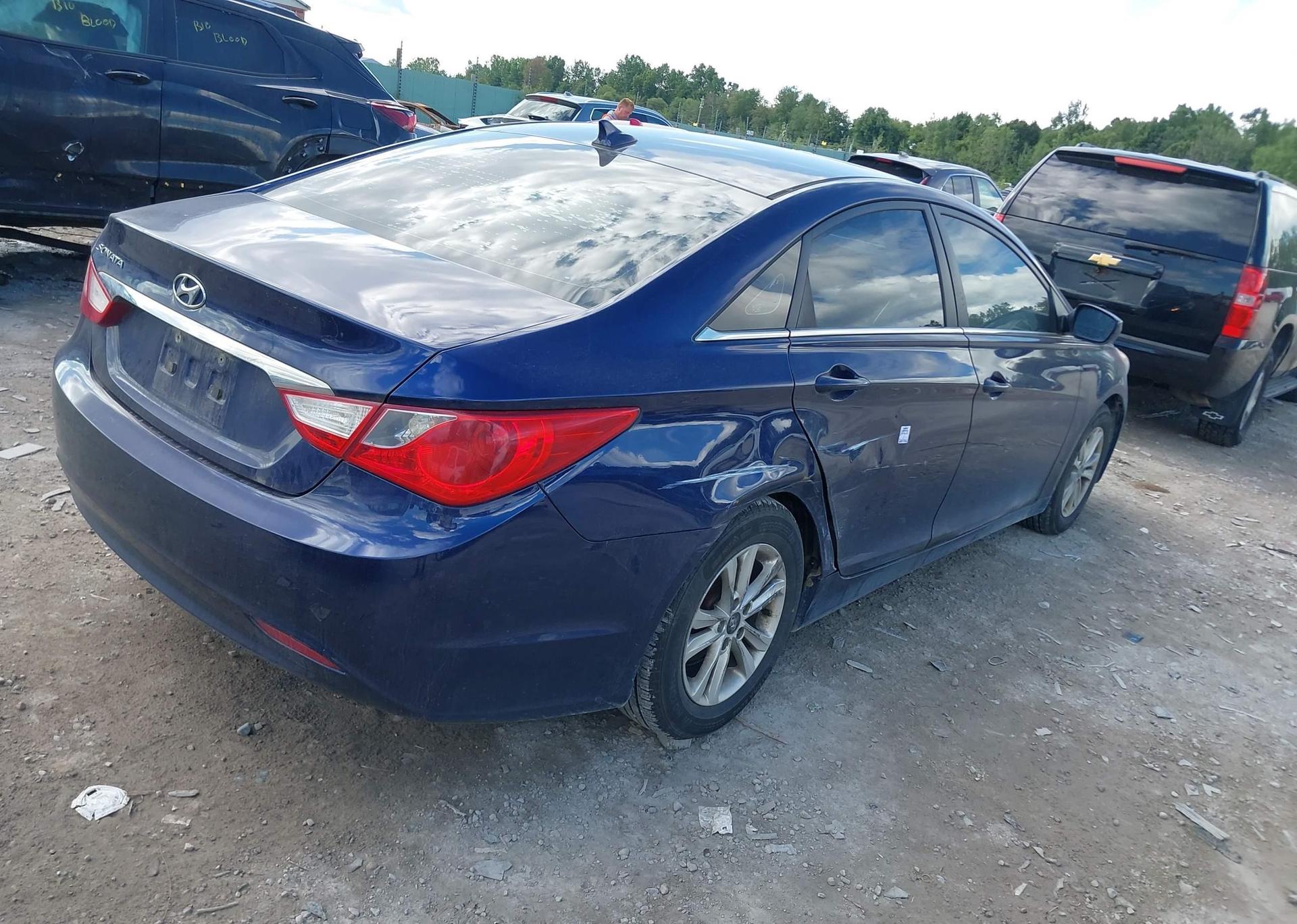 2013 HYUNDAI SONATA