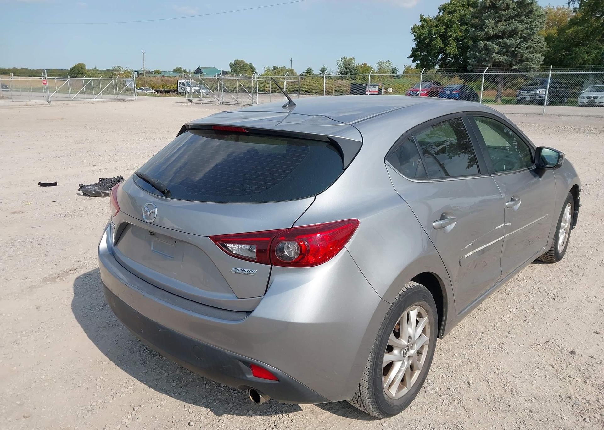 2015 MAZDA 3 TOURING