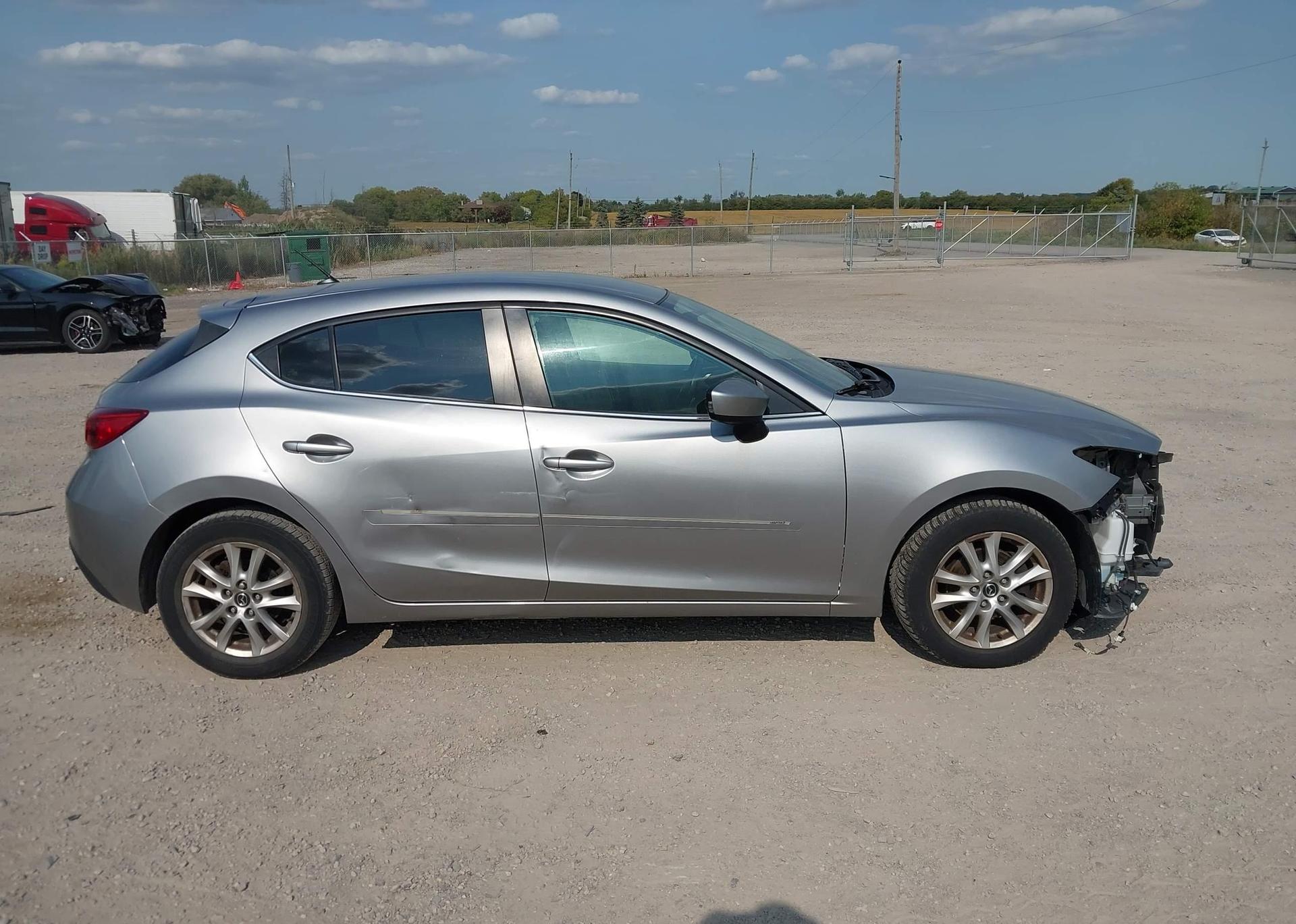 2015 MAZDA 3 TOURING