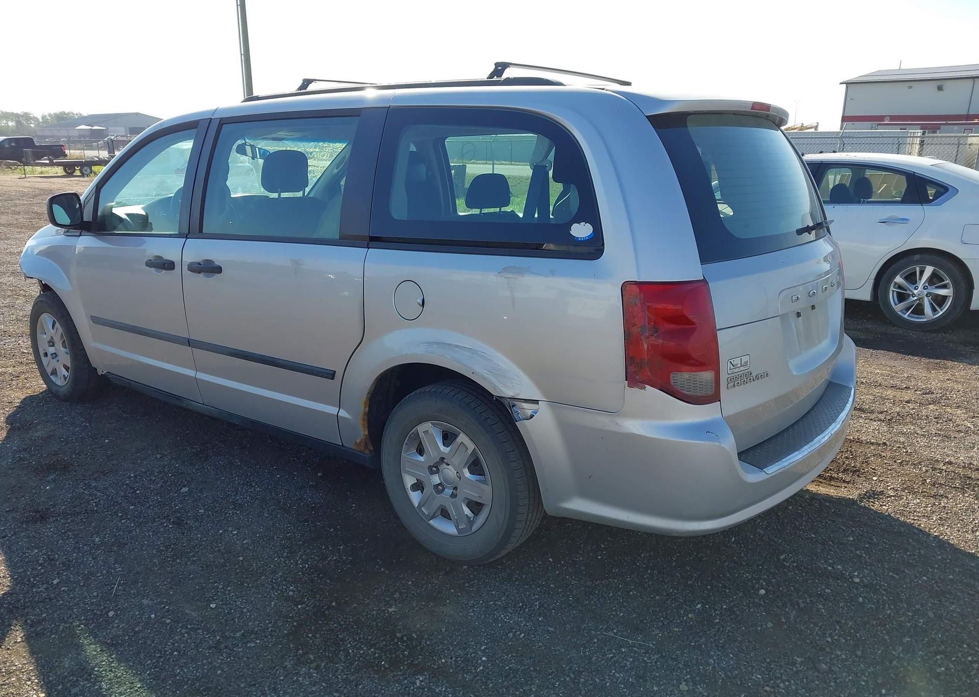 2012 DODGE GRAND CARAVAN SE