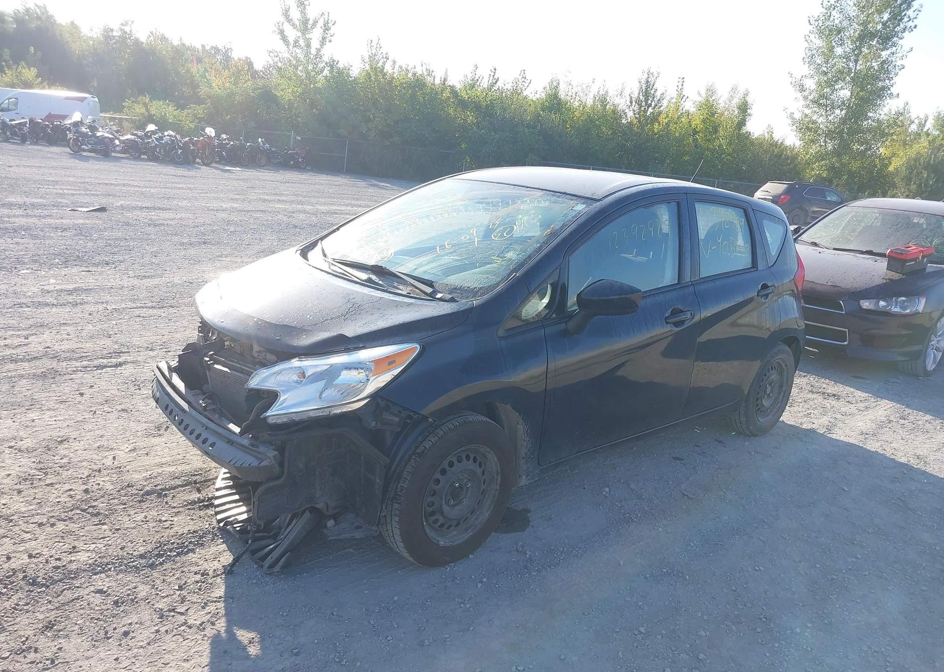 2016 NISSAN VERSA