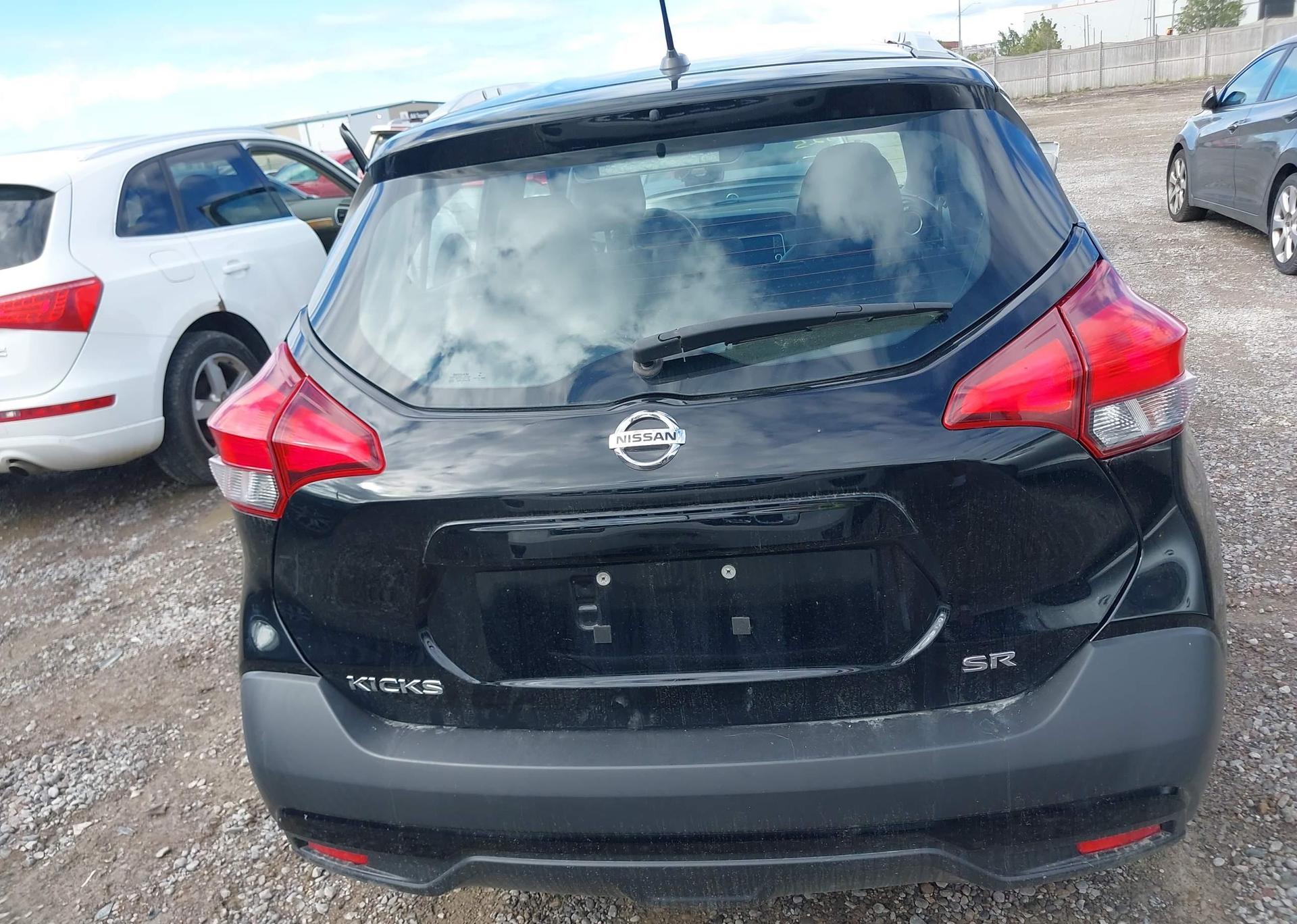 2019 NISSAN KICKS S