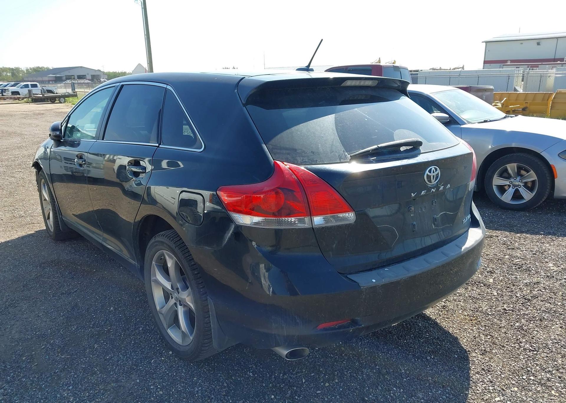 2016 TOYOTA VENZA XLE