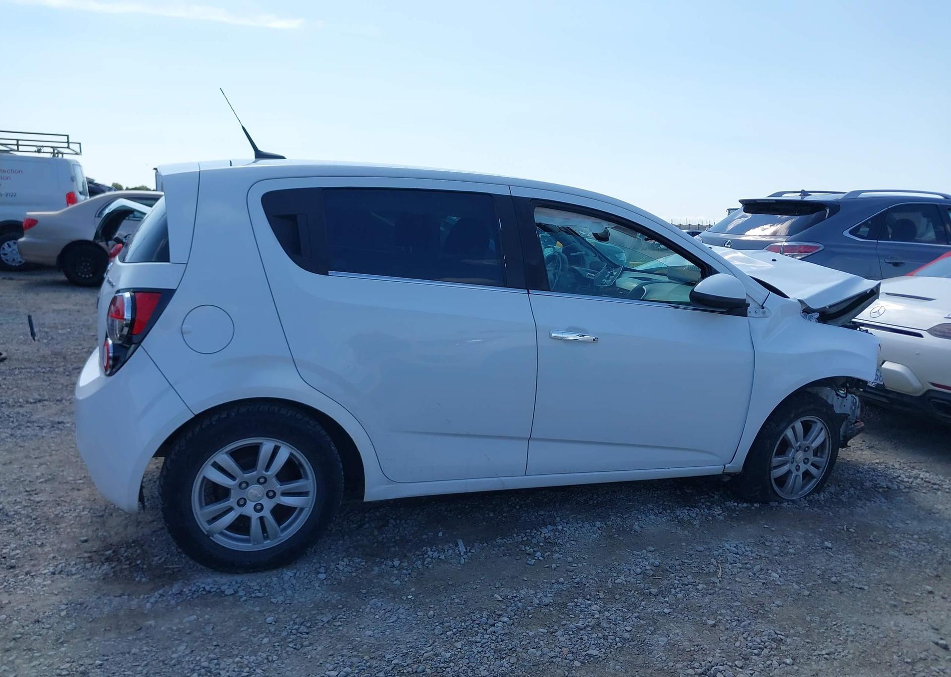 2014 CHEVROLET SONIC LT AUTO