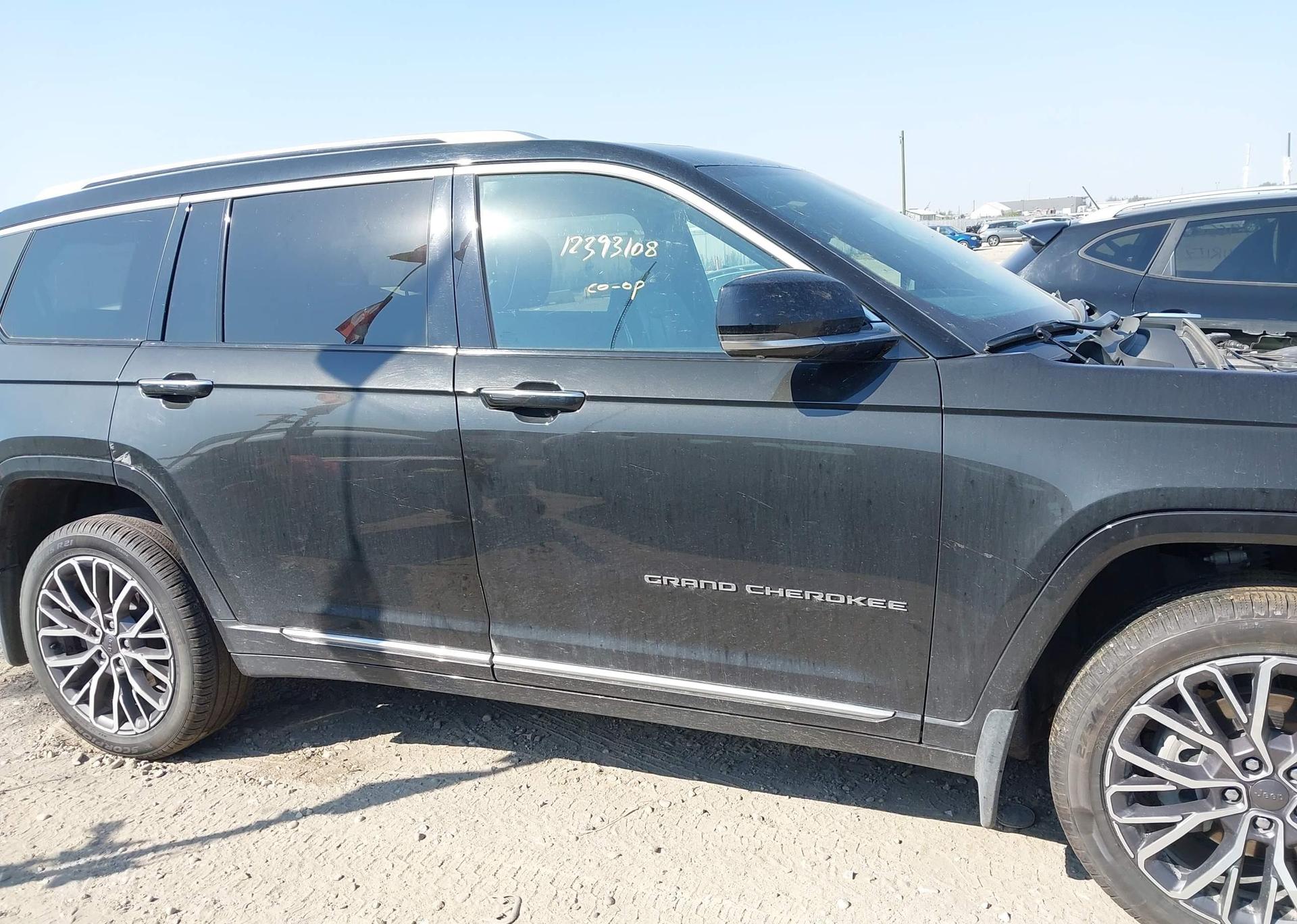 2022 JEEP GRAND CHEROKEE L SUMMIT RESERVE