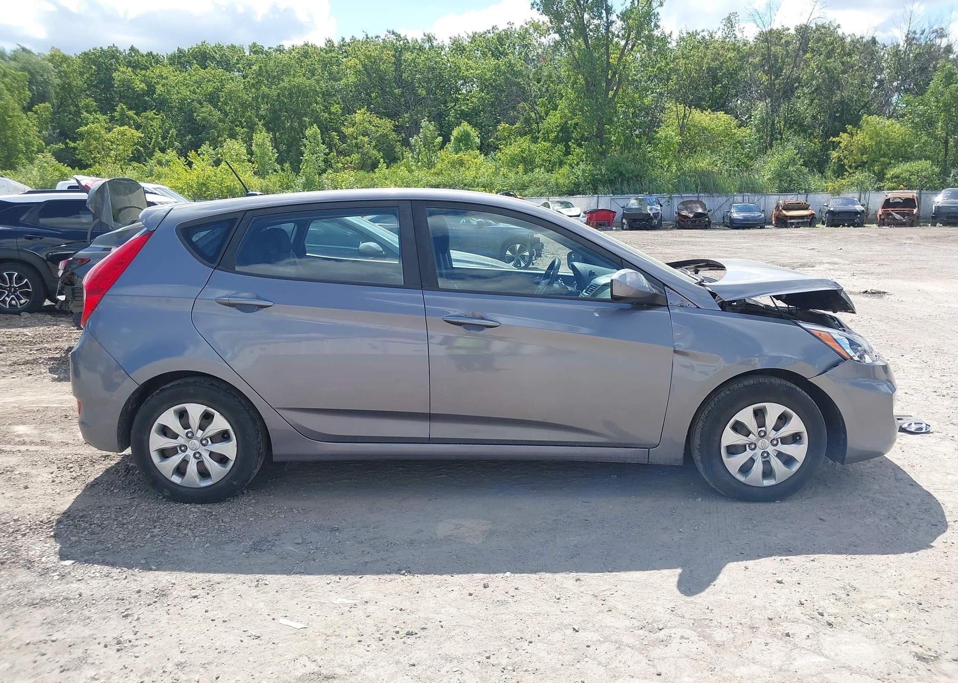 2017 HYUNDAI ACCENT SE