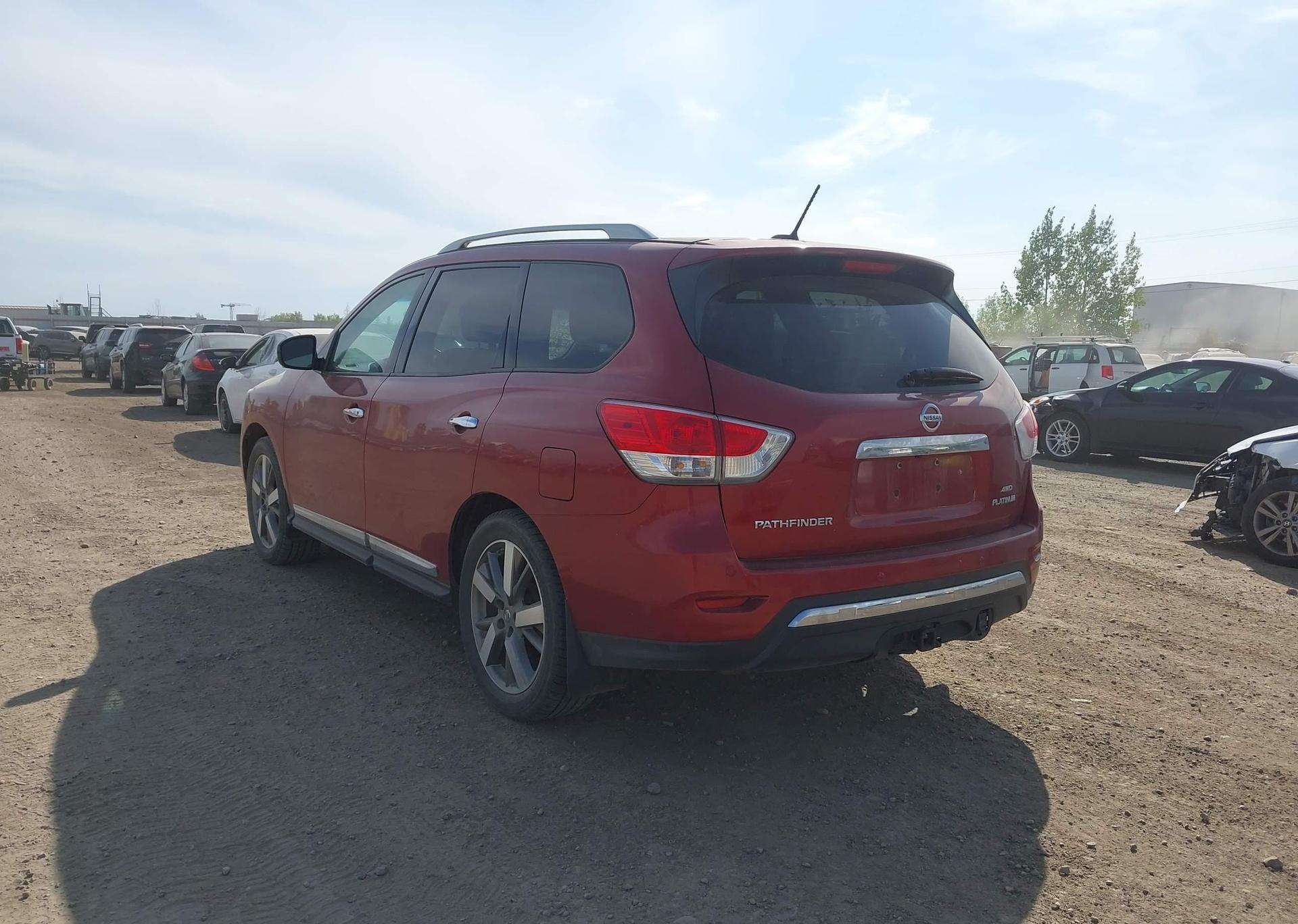 2015 NISSAN PATHFINDER PLATINUM