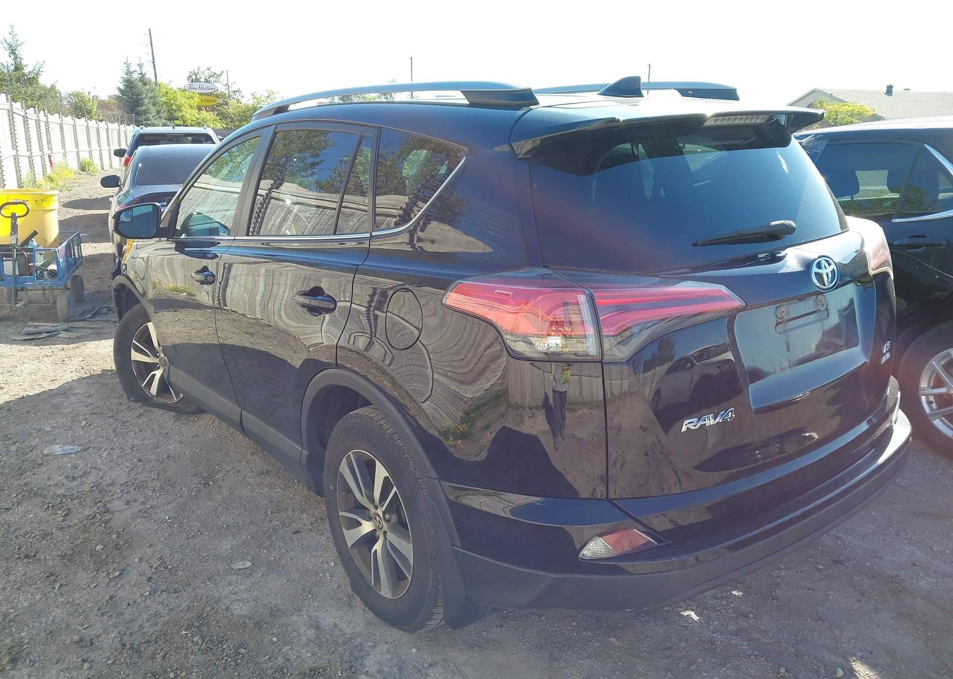 2018 TOYOTA RAV4 LE