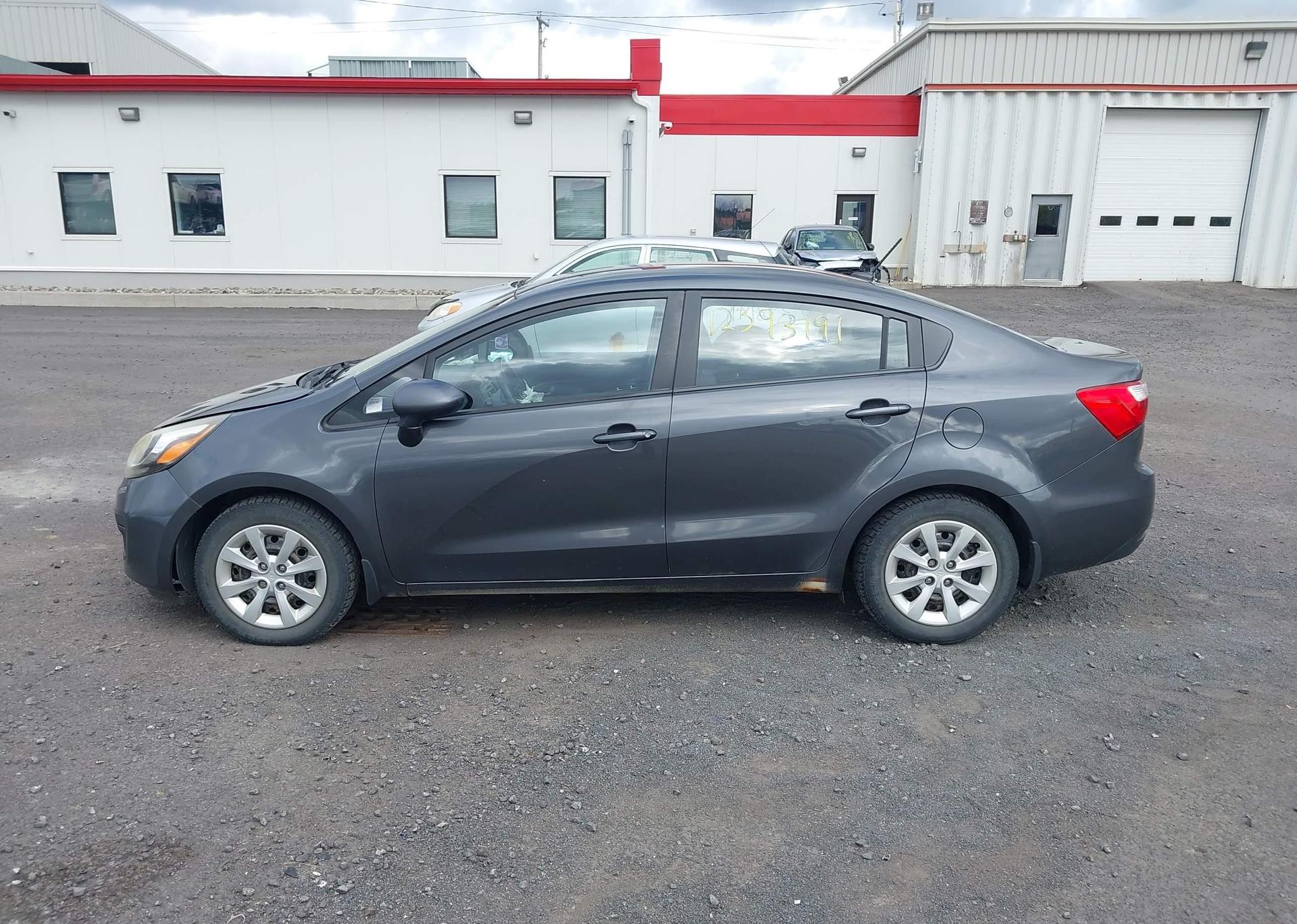 2014 KIA RIO LX
