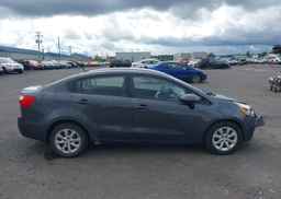 2014 KIA RIO LX