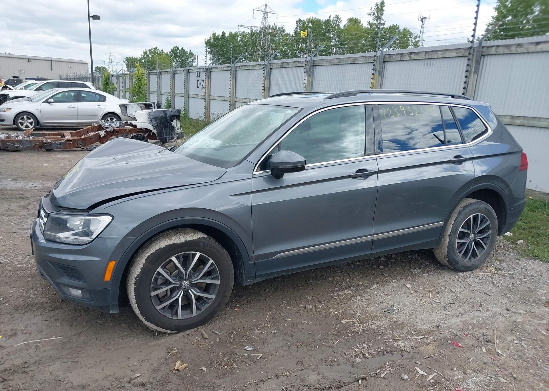 2020 VOLKSWAGEN TIGUAN SE