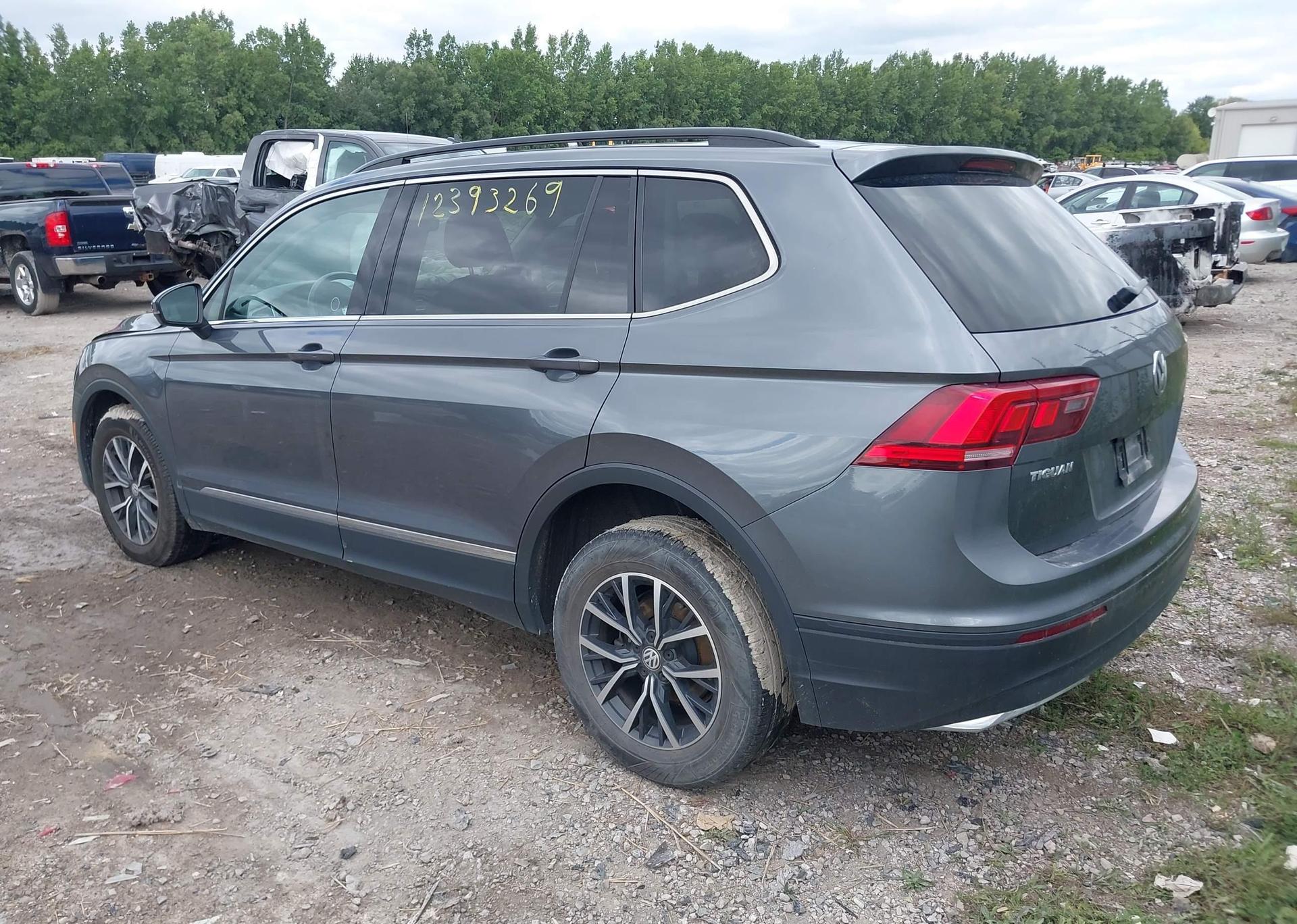 2020 VOLKSWAGEN TIGUAN SE