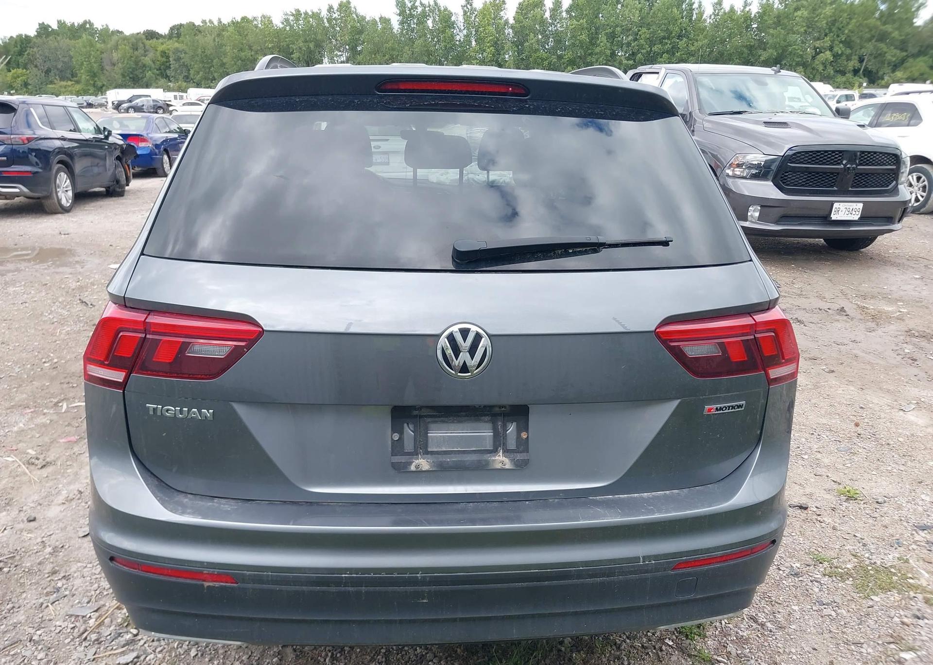 2020 VOLKSWAGEN TIGUAN SE