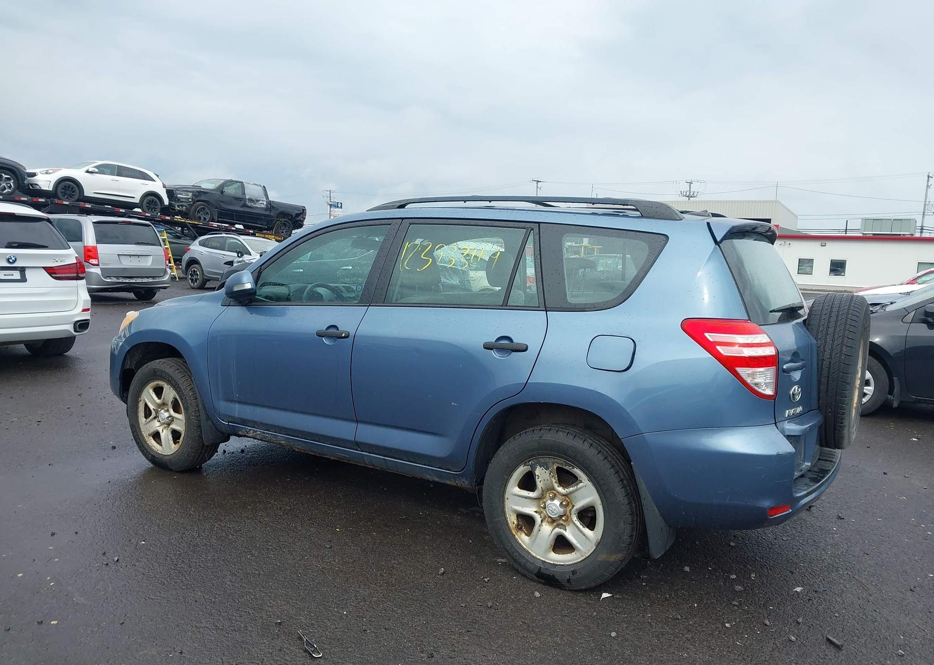 2011 TOYOTA RAV4