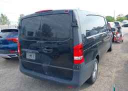 2018 MERCEDES-BENZ METRIS
