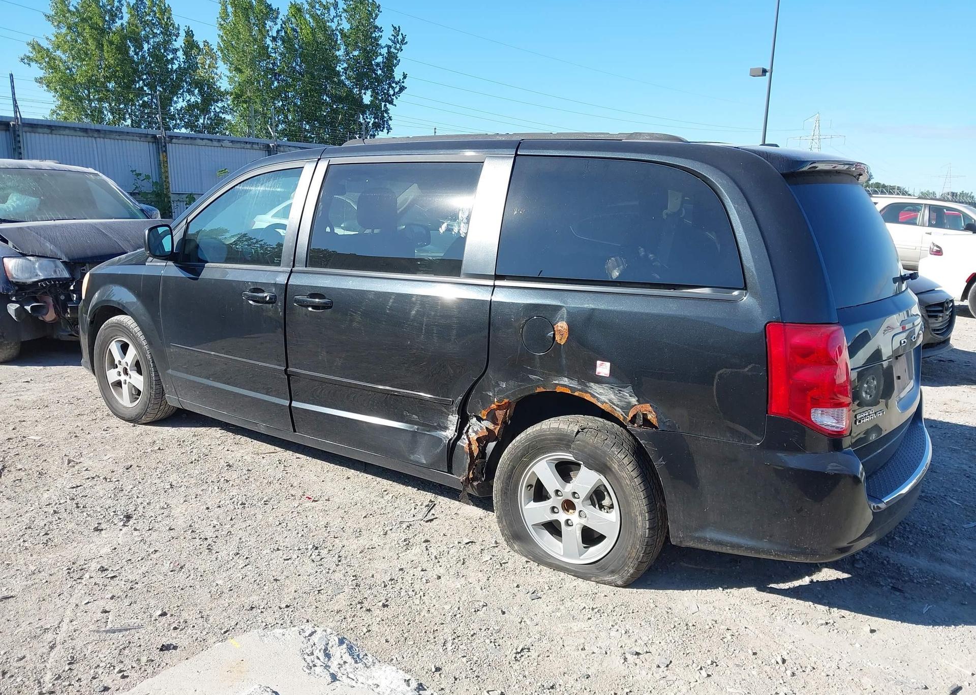 2011 DODGE GRAND CARAVAN