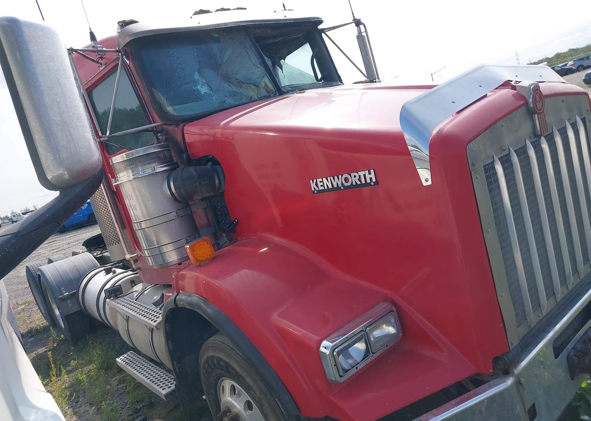 2011 KENWORTH CONSTRUCTION T800