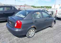 2010 HYUNDAI ACCENT GL